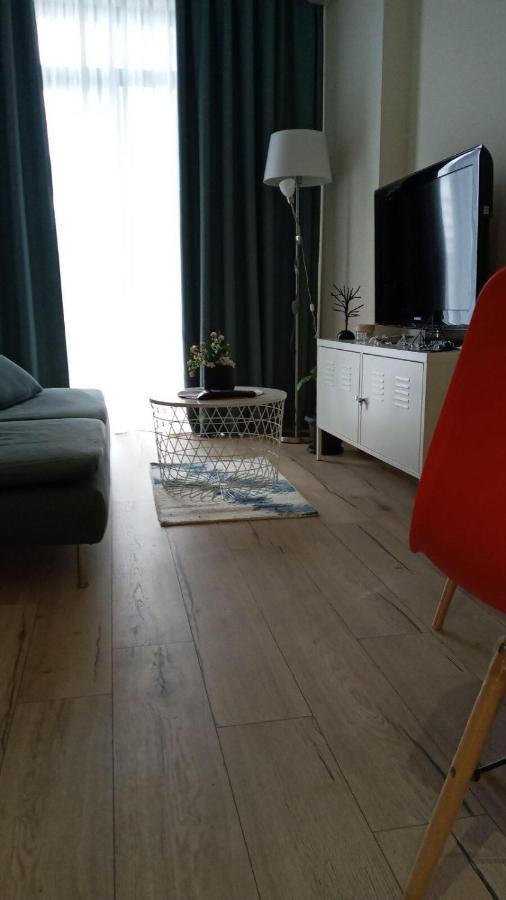 Sol'S M2 White Modern Apartments Tbilisi ภายนอก รูปภาพ