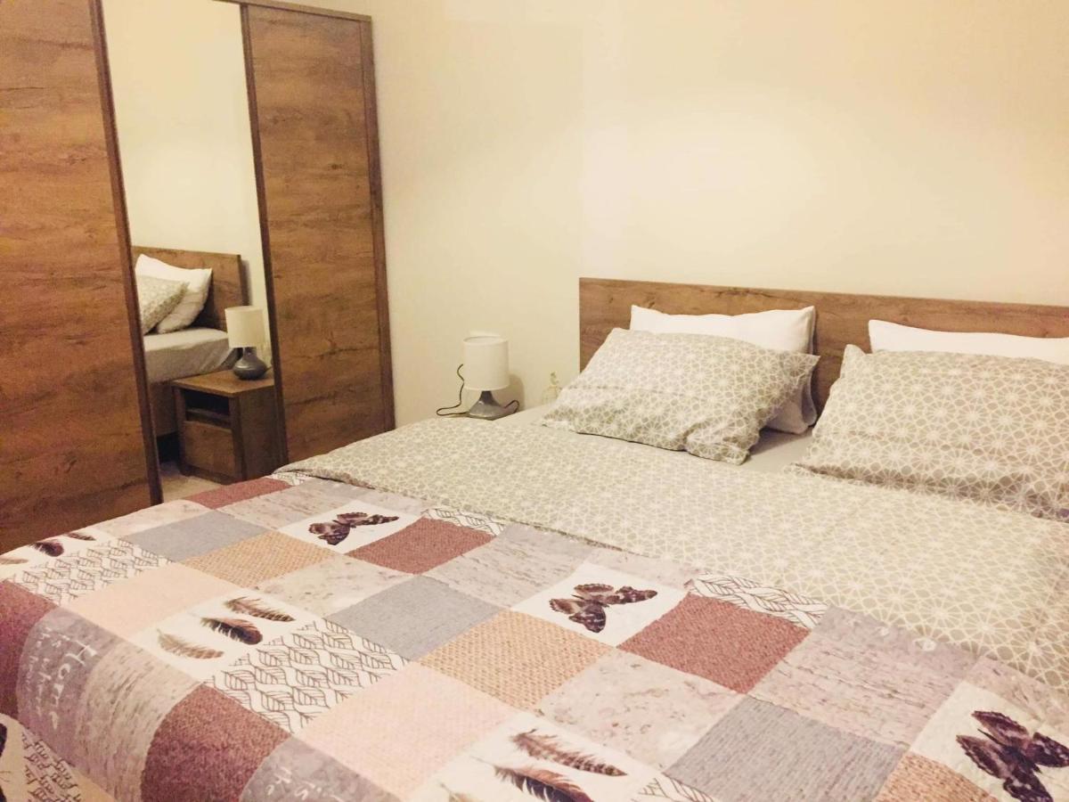 Sol'S M2 White Modern Apartments Tbilisi ภายนอก รูปภาพ