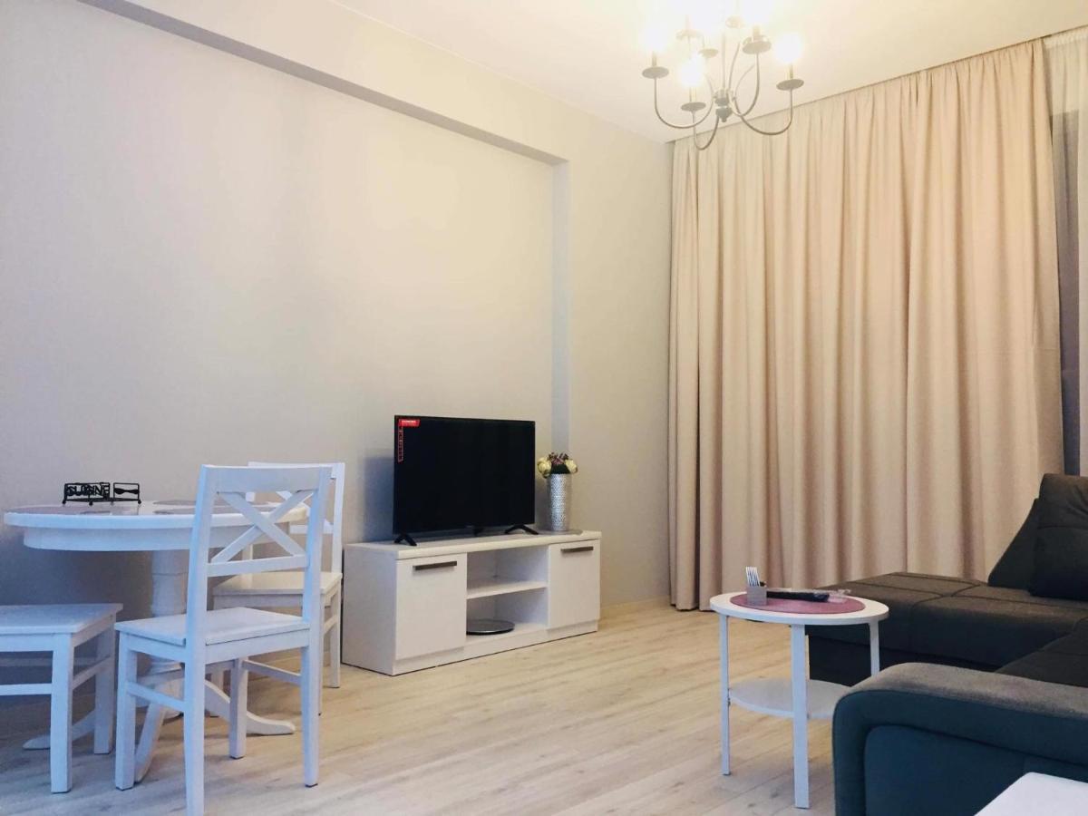 Sol'S M2 White Modern Apartments Tbilisi ภายนอก รูปภาพ