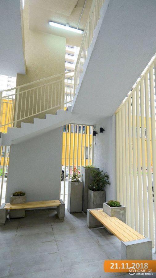 Sol'S M2 White Modern Apartments Tbilisi ภายนอก รูปภาพ