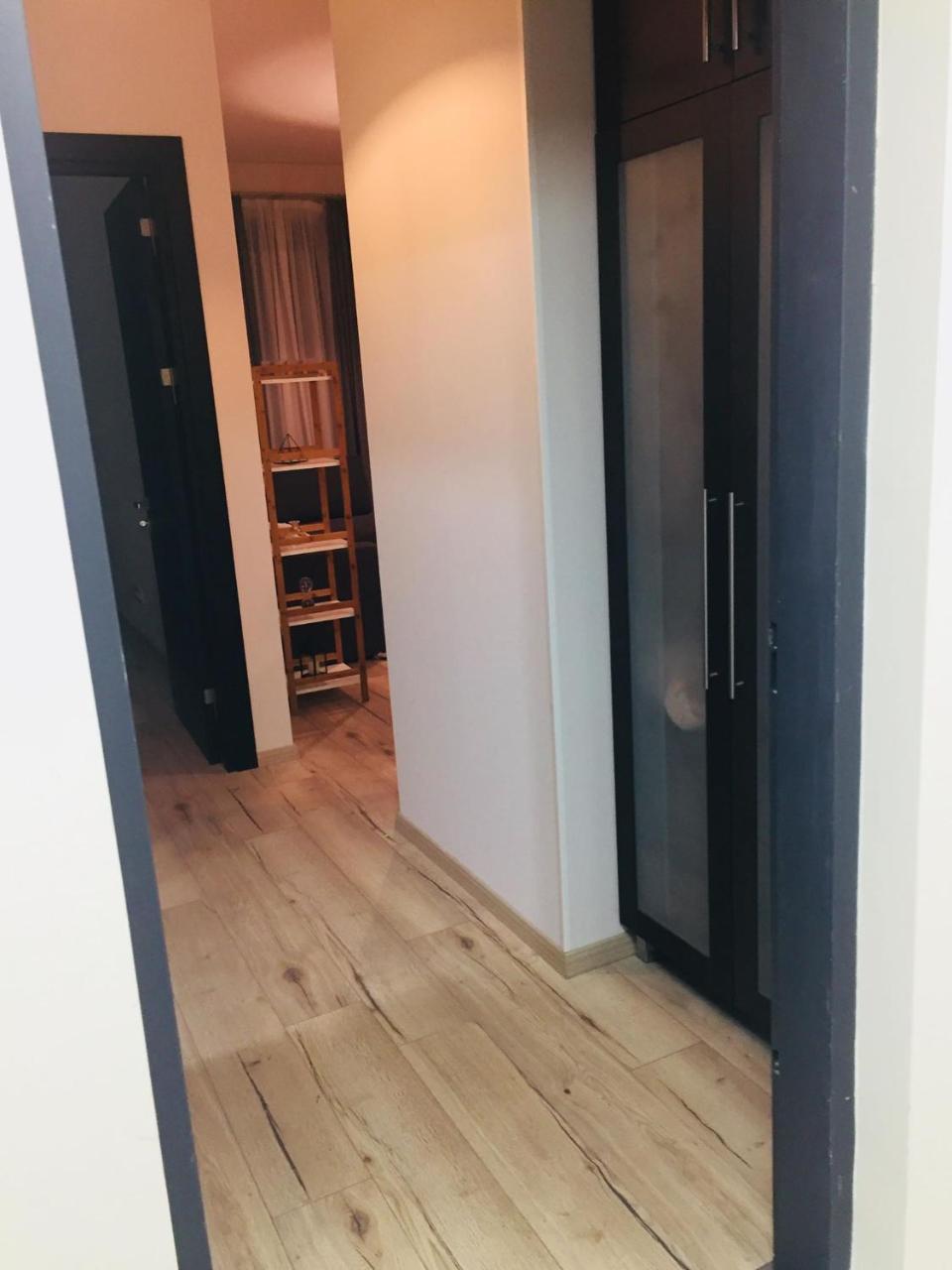 Sol'S M2 White Modern Apartments Tbilisi ภายนอก รูปภาพ