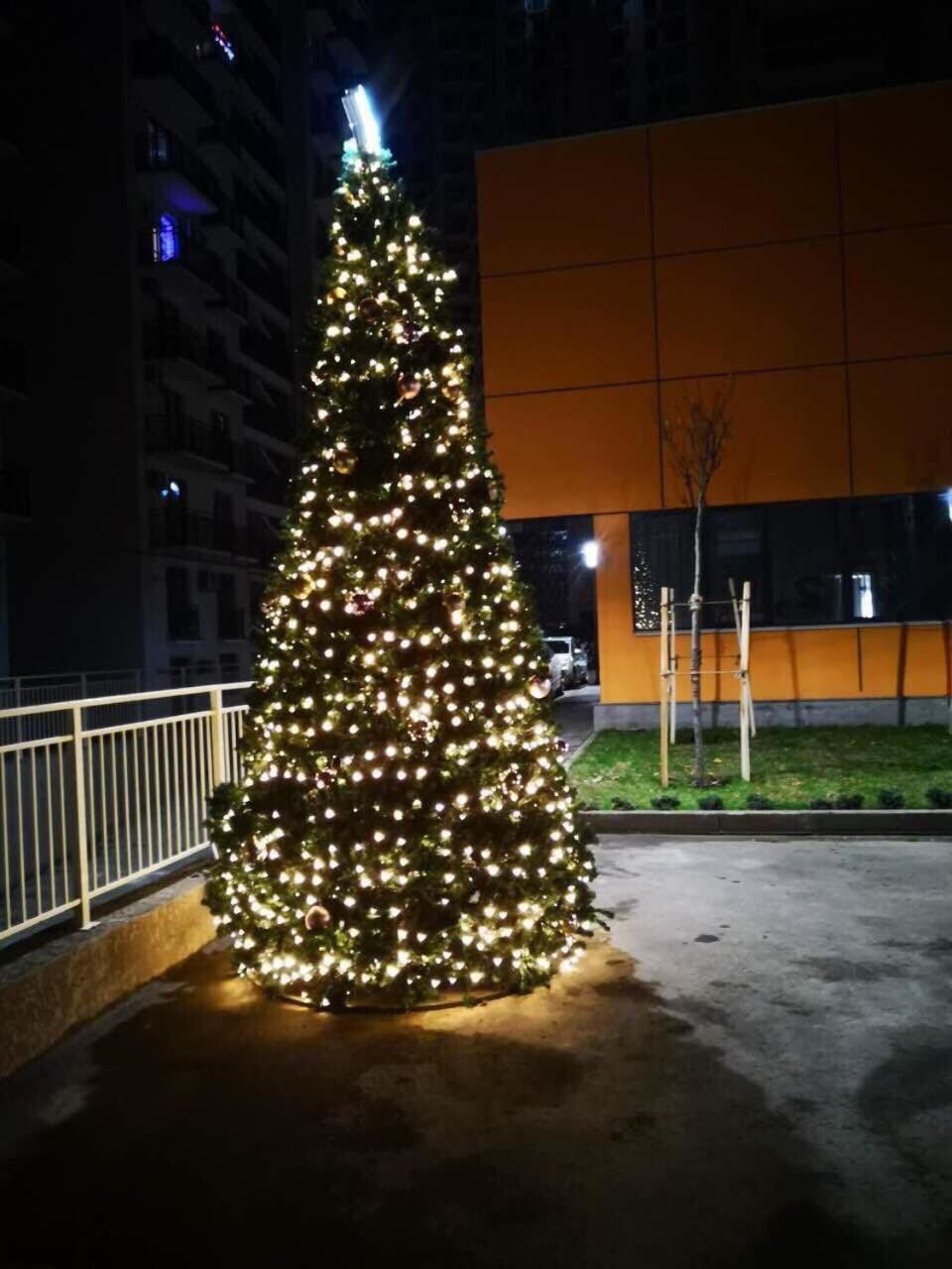 Sol'S M2 White Modern Apartments Tbilisi ภายนอก รูปภาพ