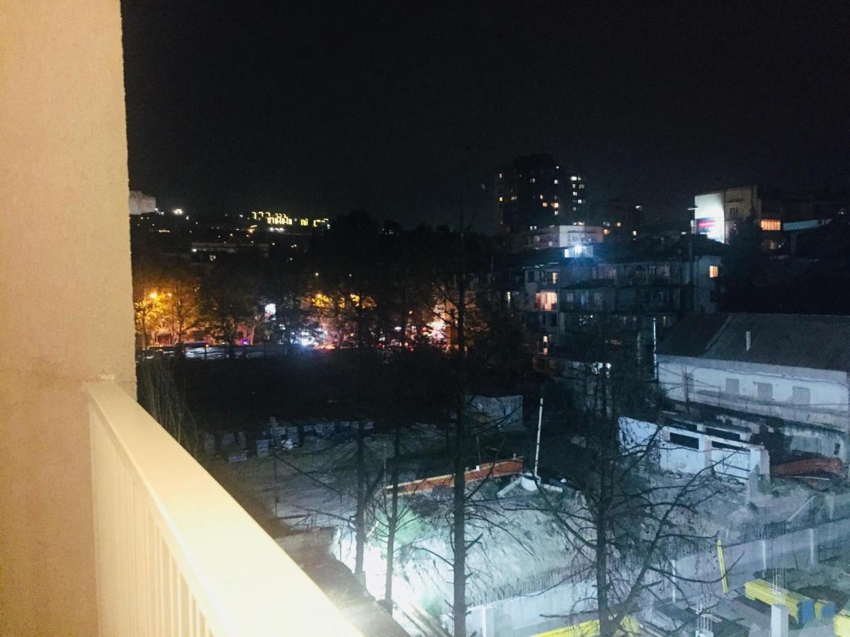 Sol'S M2 White Modern Apartments Tbilisi ภายนอก รูปภาพ